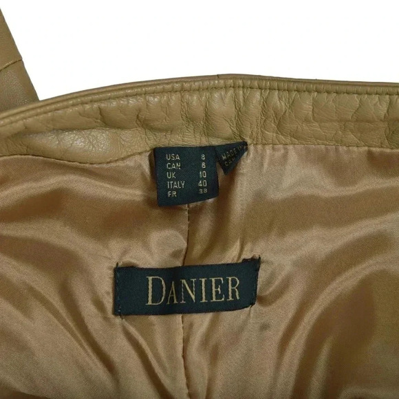 Danier 100%  Genuine Leather Pants High Rise Camel Tan Moto Size 8 - Picture 5 of 12